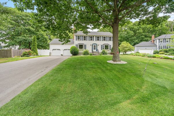 Attached, Backyard, Exterior, Facade, Georgian