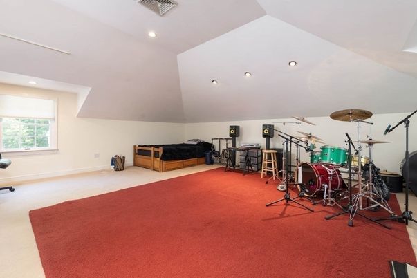 Fitness Equipment, Interior, Recessed Lighting