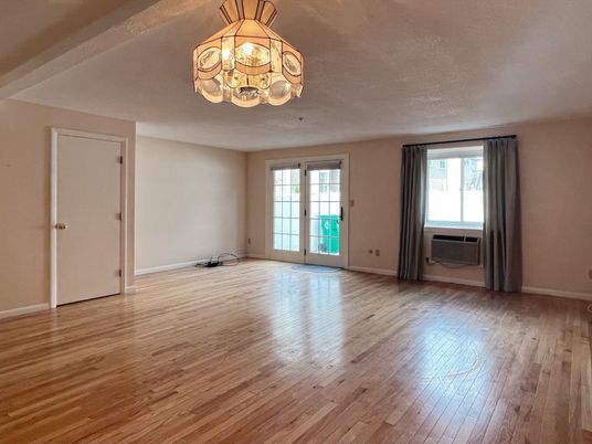 Chandelier, Empty room, Interior, Wood Texture Flooring