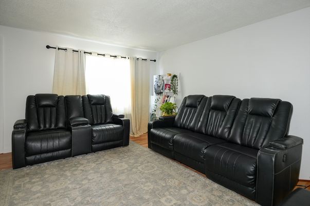 Home Theatre Room, Interior, Wood Texture Flooring