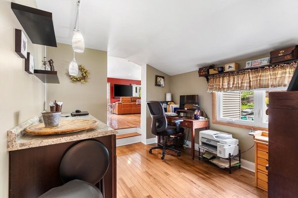 Home Office, Interior, Pendant Lights, Wood Texture Flooring