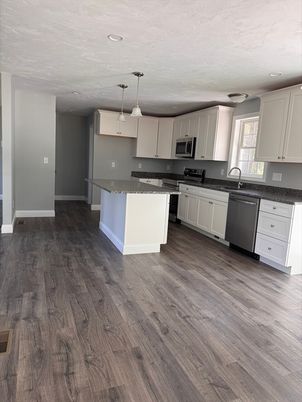 Interior, Kitchen, Pendant Lights, Recessed Lighting, Wood Texture Flooring