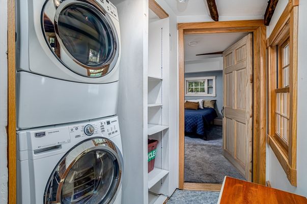 Bedroom, Interior, Utility Closets, Washer