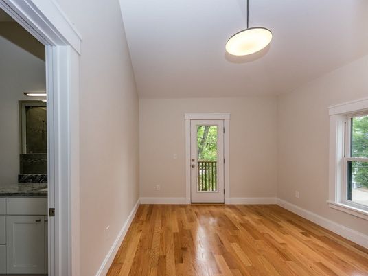 Empty room, Interior, Pendant Lights, Wood Texture Flooring