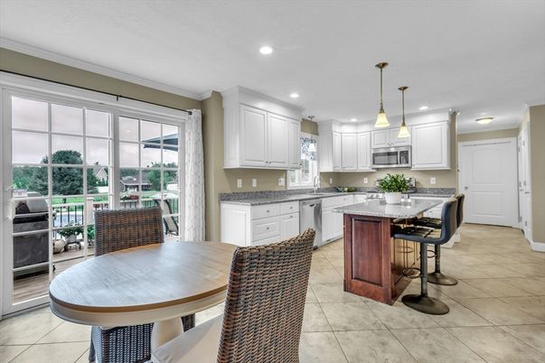 Dining room, Interior, Kitchen, Pendant Lights, Recessed Lighting