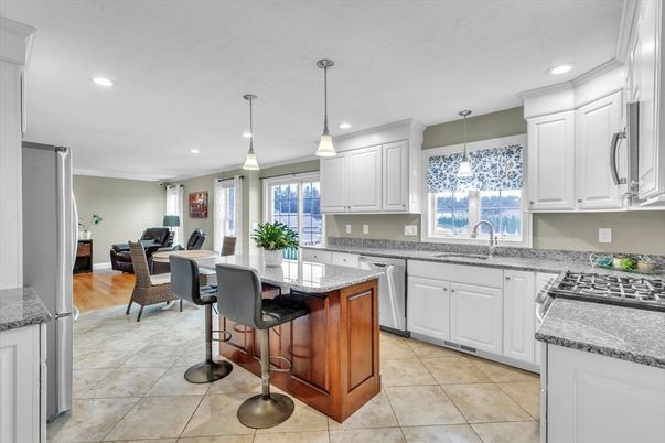 Dining room, Interior, Kitchen, Living room, Pendant Lights, Recessed Lighting, Wood Texture Flooring