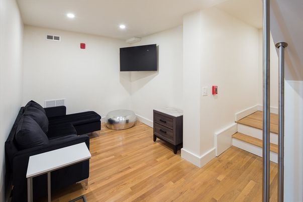 Interior, Recessed Lighting, Wood Texture Flooring