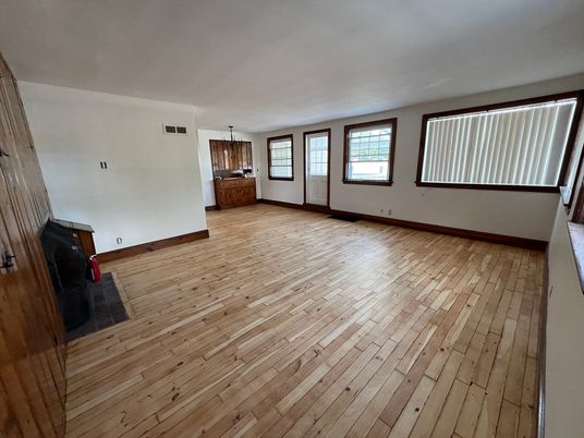 Empty room, Interior, Pendant Lights, Wood Texture Flooring