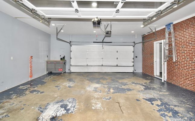 Garage, Interior, Stone Walls