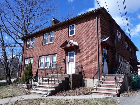 Exterior, Facade, Brick Facade, Rowhouse