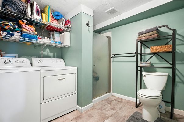 Bathroom, Interior, Utility Closets, Washer, Wood Texture Flooring