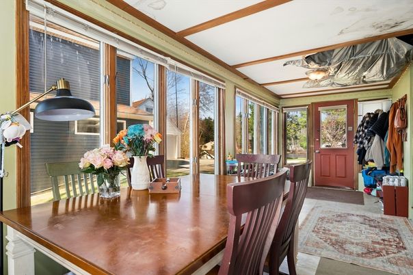 Dining room, Interior
