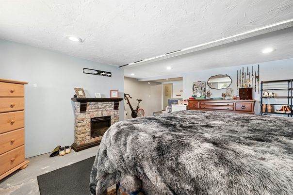 Bedroom, Fireplace, Interior, Recessed Lighting