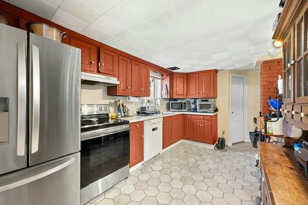 Interior, Kitchen, Stainless Steel Appliances