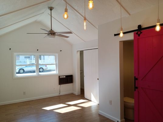 Empty room, Interior, Pendant Lights, Wood Texture Flooring