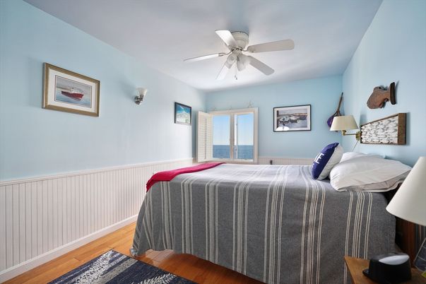 Bedroom, Interior, Water, Wood Texture Flooring