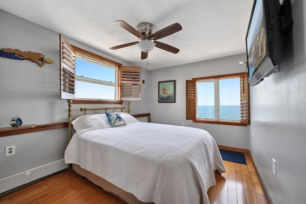 Bedroom, Interior, Water, Wood Texture Flooring