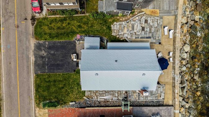Exterior, Drone