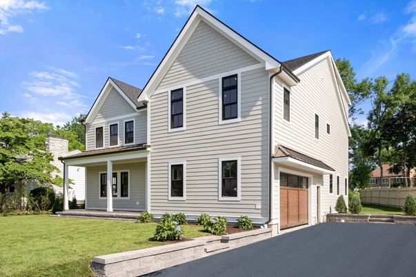 Attached, Exterior, Facade, Farmhouse