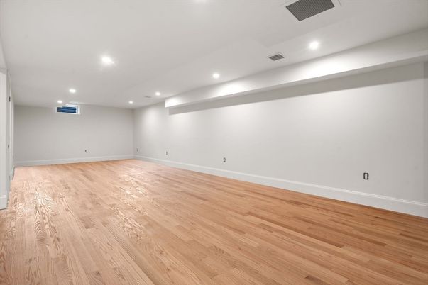 Empty room, Interior, Recessed Lighting, Wood Texture Flooring