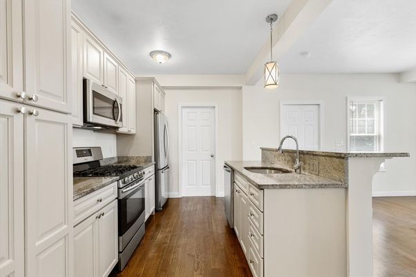 Interior, Kitchen, Pendant Lights, Wood Texture Flooring