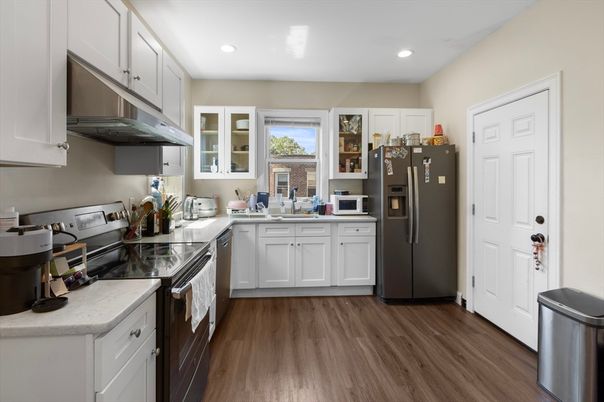 Interior, Kitchen, Recessed Lighting, Wood Texture Flooring