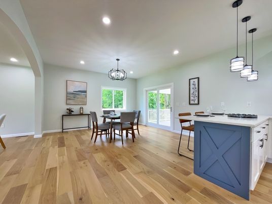 Chandelier, Dining room, Interior, Pendant Lights, Recessed Lighting, Wood Texture Flooring