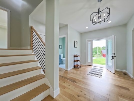 Interior, Pendant Lights, Recessed Lighting, Wood Texture Flooring