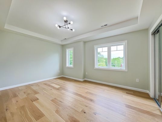 Empty room, Interior, Pendant Lights, Wood Texture Flooring