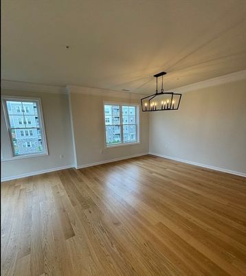Chandelier, Empty room, Interior, Wood Texture Flooring