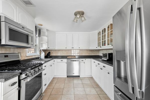 Interior, Kitchen, Stainless Steel Appliances
