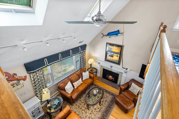 Fireplace, Interior, Living room