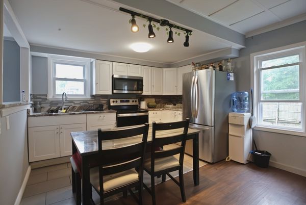 Dining room, Interior, Kitchen, Stainless Steel Appliances, Wood Texture Flooring