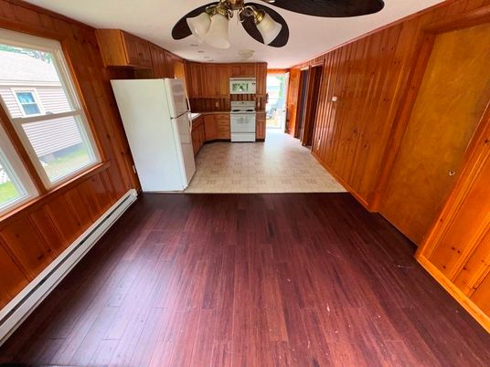 Empty room, Interior, Kitchen, Wood Texture Flooring, Wooden Walls