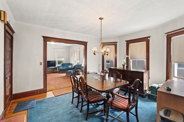 Chandelier, Dining room, Interior, Pendant Lights