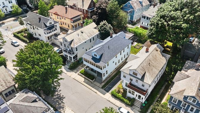 Exterior, Drone