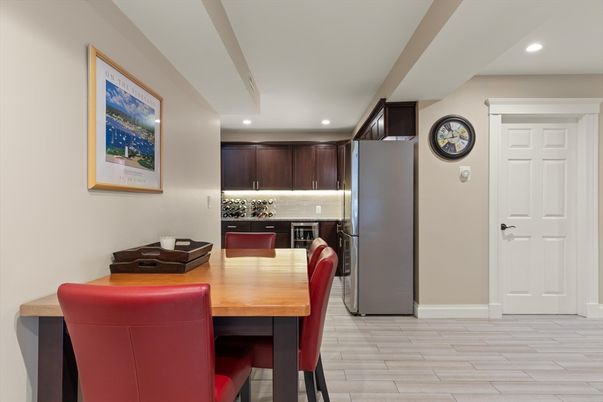Dining room, Interior, Kitchen, Recessed Lighting