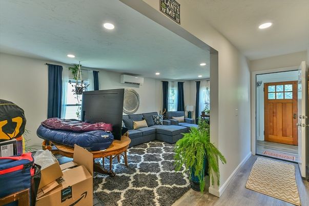 Interior, Living room, Recessed Lighting, Wood Texture Flooring