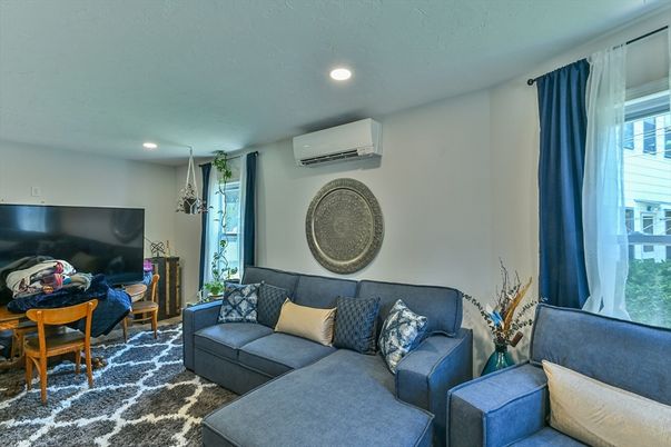 Dining room, Interior, Living room, Recessed Lighting