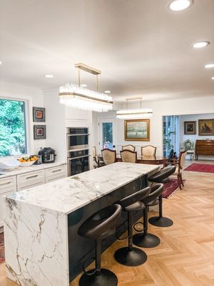Chandelier, Dining room, Interior, Kitchen, Recessed Lighting, Wood Texture Flooring
