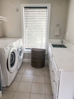 Interior, Washer