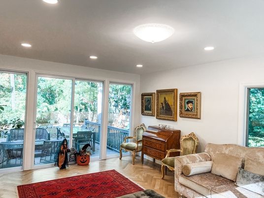 Interior, Recessed Lighting, Wood Texture Flooring