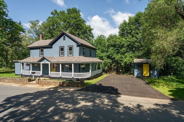 Backyard, Exterior, Facade, Queen Anne Victorian