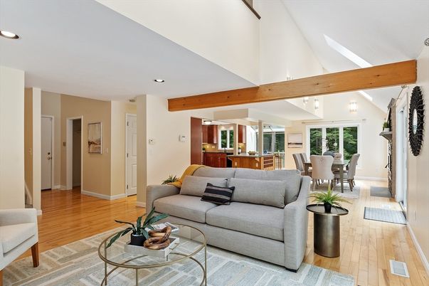 Dining room, Interior, Living room, Recessed Lighting, Wooden Beams, Wood Texture Flooring
