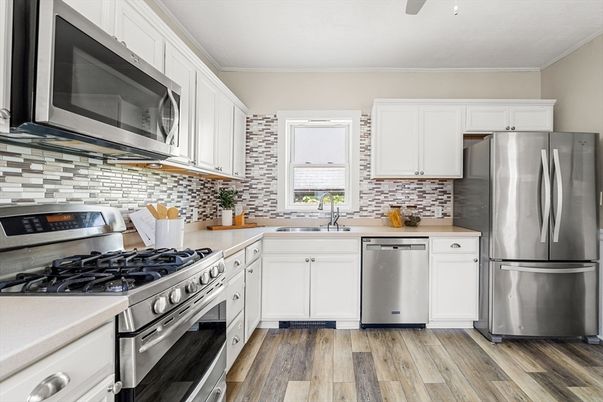 Interior, Kitchen, Stainless Steel Appliances, Wood Texture Flooring