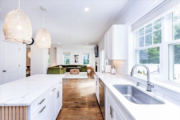 Interior, Kitchen, Living room, Pendant Lights, Recessed Lighting, Wood Texture Flooring