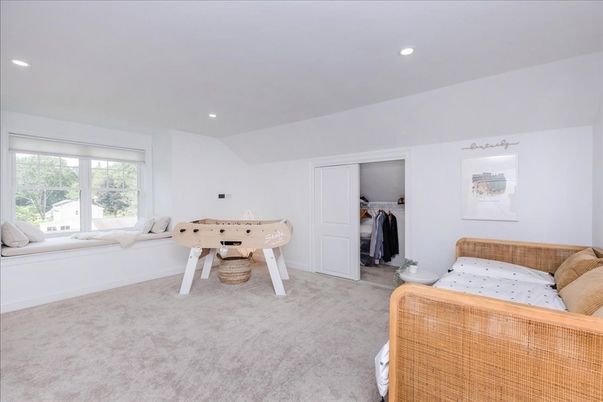 Game Room, Interior, Recessed Lighting