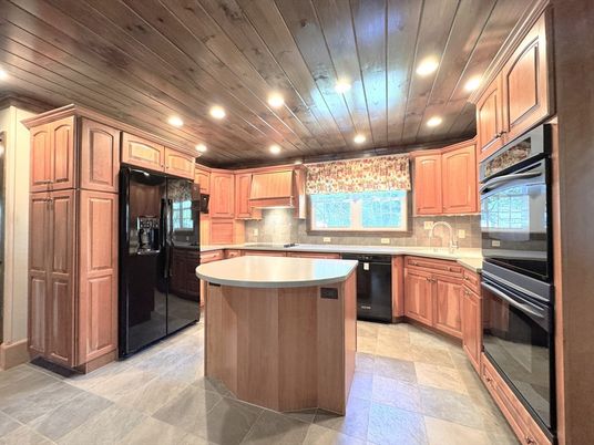 Interior, Kitchen, Recessed Lighting, Wooden Ceilings