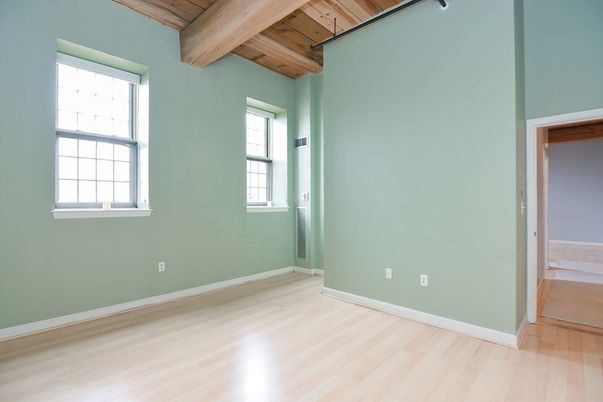 Empty room, Interior, Wooden Beams, Wooden Ceilings, Wood Texture Flooring