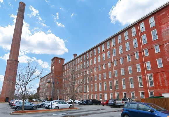 Exterior, Facade, Condo Building
